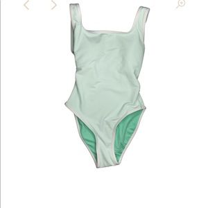 Lain snow size medium mint color